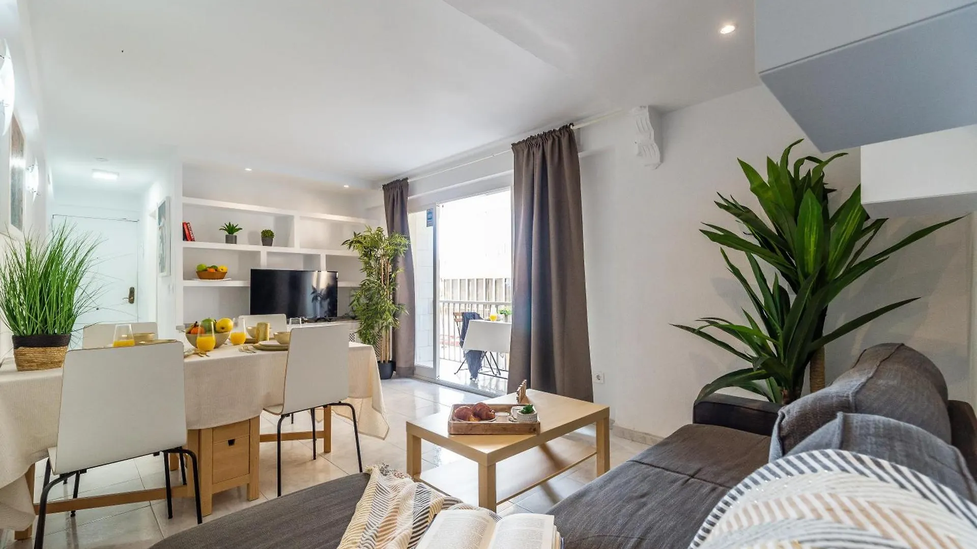 Fuengirola Beach Apartments スペイン