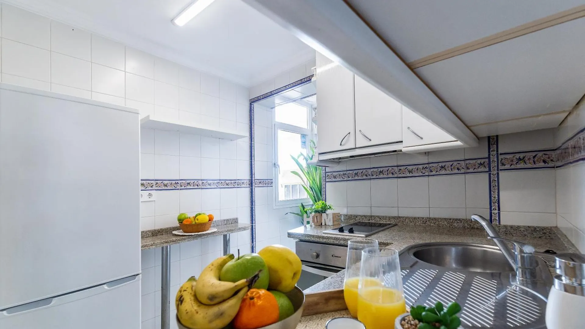 Fuengirola Beach Apartments 0*,